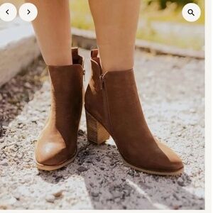 MIA - “Erik” Western Ankle Bootie in Cognac/Size 9.5